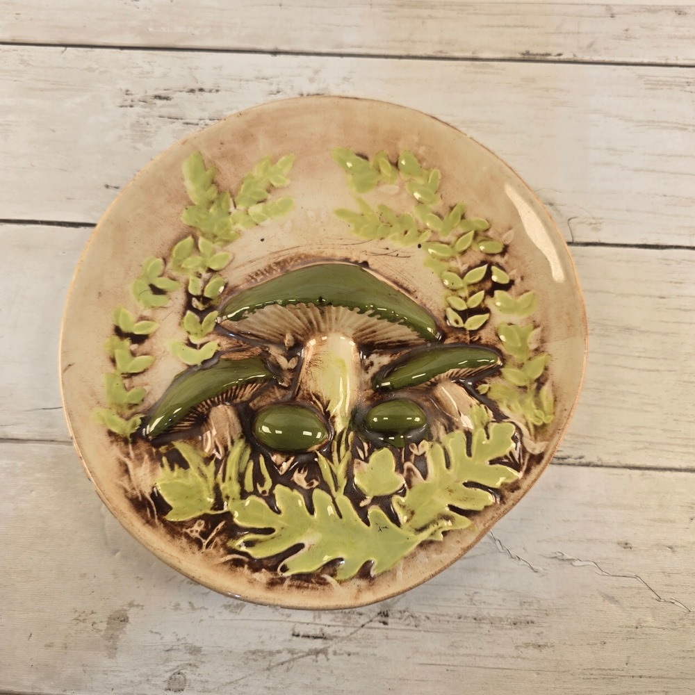 Vintage 3D Relief Ceramic Mushroom Plate Green Brown Fern Woodland Wall Art 8in